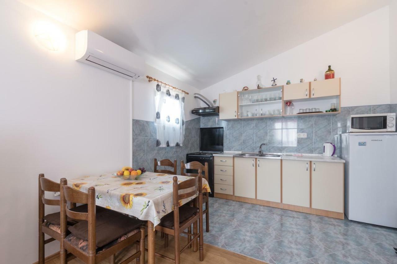 Apartment Marija Vižinada Buitenkant foto